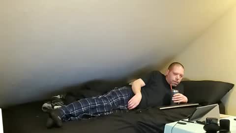 mrxhere online show from March 2, 5:52 pm