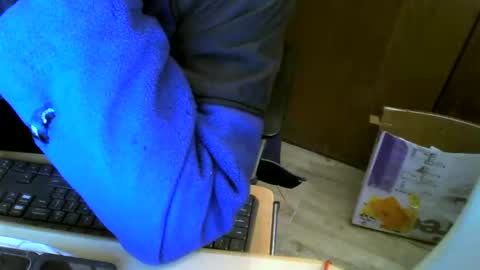 Snapshot of muller520 chatting on September 26, 5:43 pm muller520 online show from September 26, 5:43 pm