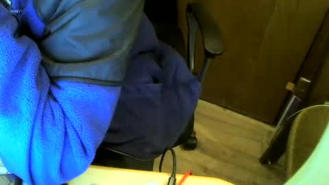 Snapshot of muller520 chatting on September 23, 5:23 pm muller520 online show from September 23, 5:23 pm