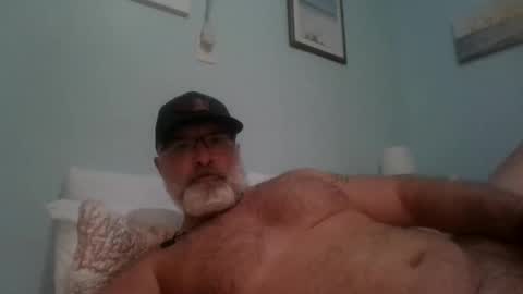 Snapshot of musclemeat41 chatting on October 27, 8:00 pm musclemeat41 online show from October 27, 8:00 pm