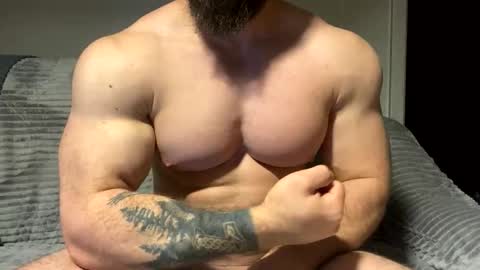 muscularjuggler online show from November 1, 5:39 pm
