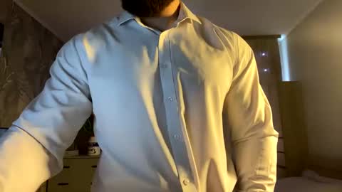 muscularjuggler online show from March 10, 5:35 am