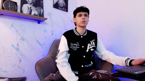 Mykel   online show from October 19, 3:04 pm