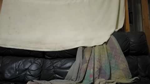 myleshodges online show from February 16, 10:35 am