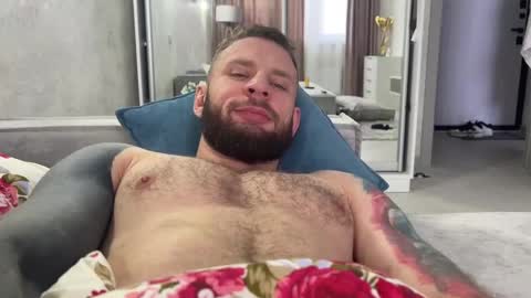 mynameismartin online show from December 12, 11:40 am