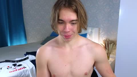 Mickey online show from December 21, 6:23 pm