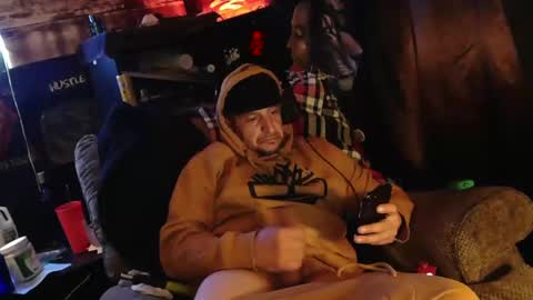 Snapshot of n3v3rpanic1 chatting on February 28, 8:31 am SnackPants online show from February 28, 8:31 am