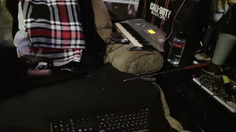 Snapshot of n3v3rpanic1 chatting on January 22, 9:24 am SnackPants online show from January 22, 9:24 am