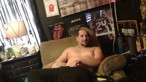 Snapshot of n3v3rpanic1 chatting on January 5, 8:42 pm SnackPants online show from January 5, 8:42 pm