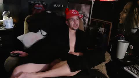 Snapshot of n3v3rpanic1 chatting on January 14, 9:45 am SnackPants online show from January 14, 9:45 am