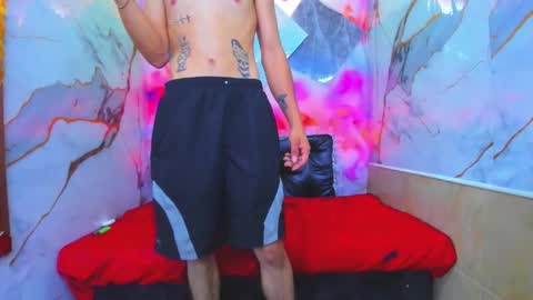 naider_1 online show from November 17, 11:52 pm