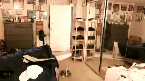 nakedmonkey online show from November 24, 12:11 am