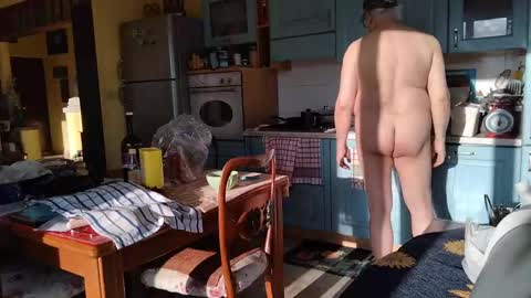 Naked Naturist online show from April 19, 5:18 am