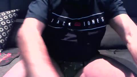 nano22968832 online show from January 30, 6:24 am