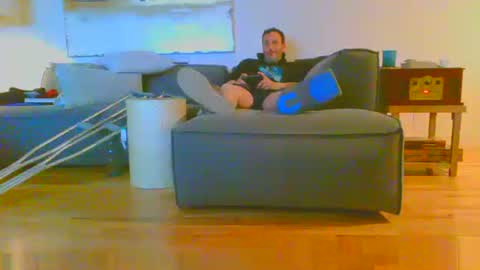 nassobout online show from April 1, 2:13 am