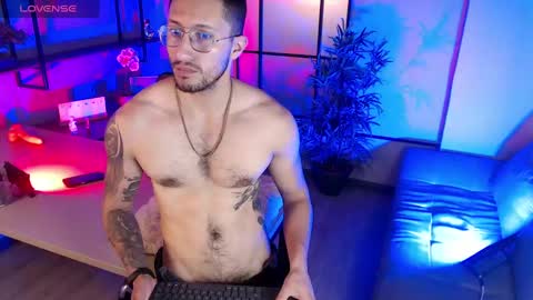 nathan_rivers online show from February 28, 11:36 am