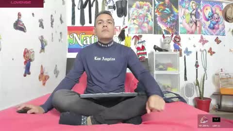 Snapshot of nathan_sanchez chatting on October 19, 9:12 am Nathan online show from October 19, 9:12 am
