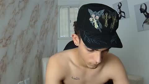 nathan_shimmer online show from March 18, 9:51 pm