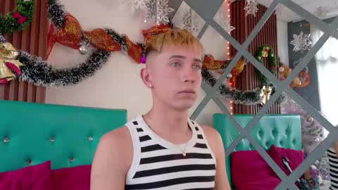 Christopher  Chris online show from November 27, 1:37 pm