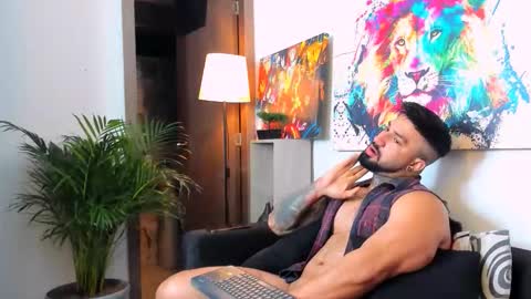 Miller online show from December 1, 9:01 am