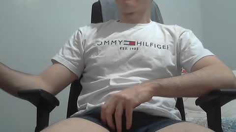 Enzo online show from February 17, 12:10 am