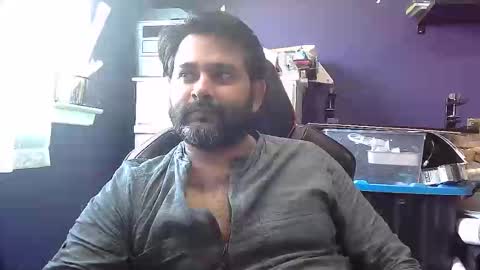 sakhtlaundaz online show from January 21, 4:12 pm