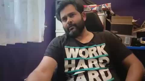 sakhtlaundaz online show from September 12, 9:04 pm