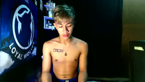 Loy online show from November 7, 8:12 pm