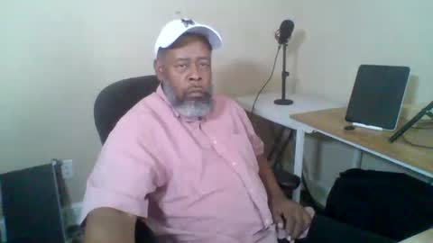 Snapshot of ncmale2021 chatting on September 16, 6:09 pm Terry online show from September 16, 6:09 pm