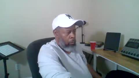 Snapshot of ncmale2021 chatting on September 24, 6:06 pm Terry online show from September 24, 6:06 pm
