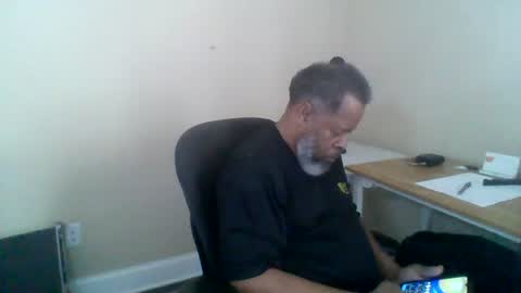 Snapshot of ncmale2021 chatting on September 19, 6:30 pm Terry online show from September 19, 6:30 pm