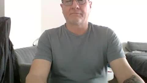 neckdown12 online show from September 26, 9:56 pm