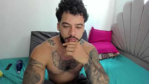 Snapshot of neeii chatting on September 20, 5:46 pm Nei turn green online show from September 20, 5:46 pm