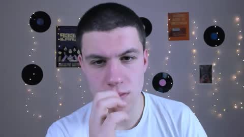 neo_raze_ online show from February 2, 8:06 pm