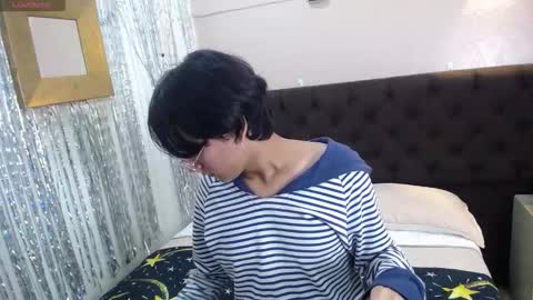 Snapshot of neonadonis chatting on October 20, 12:31 pm NeonAdonis online show from October 20, 12:31 pm