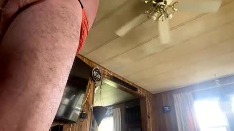 Snapshot of neversaynevrrr chatting on November 1, 5:39 pm neversaynevrrr online show from November 1, 5:39 pm