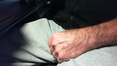 nevrsaynevr2000 online show from December 3, 3:11 pm