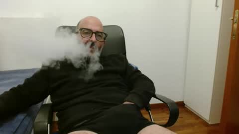 simi online show from November 6, 8:01 pm