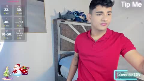 Niall  online show from December 15, 7:55 pm