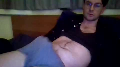 niallthewanderer online show from November 7, 11:30 pm