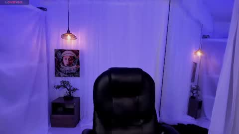 nick fenix online show from July 3, 2:40 am