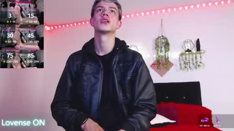 Nick  online show from March 25, 7:40 pm