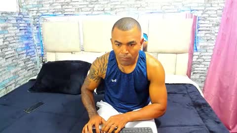 Nick online show from November 9, 9:30 pm