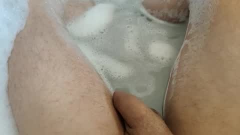 nickelou online show from April 9, 11:38 am