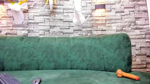 Nickk Wolff online show from November 12, 9:26 am