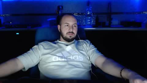 Julian online show from March 23, 9:32 pm