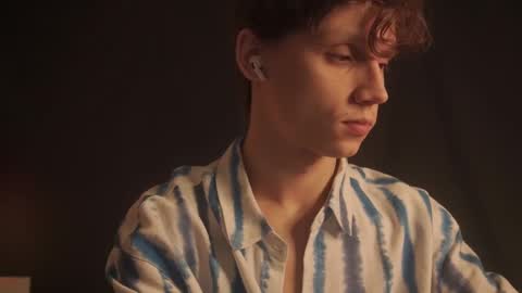 Nicky Neal online show from February 10, 8:10 pm