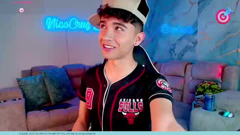 nico online show from February 21, 10:44 pm