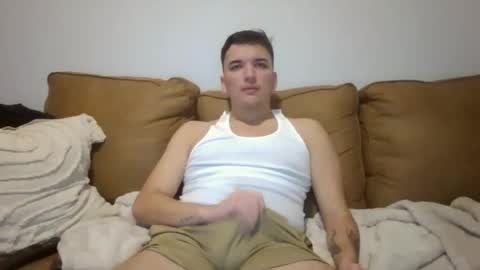 nicolasc32 online show from December 2, 2:14 am