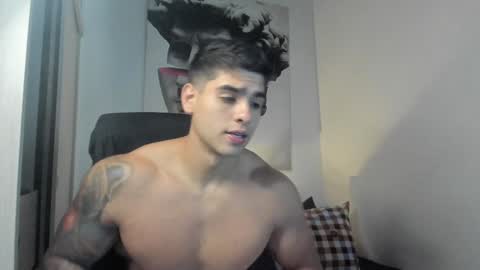 Andres online show from February 4, 6:17 pm